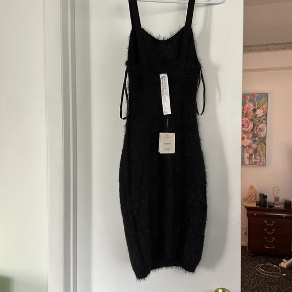 NEVER WORN! Tags on, fabletics 90’s furry dress. - Picture 6 of 6